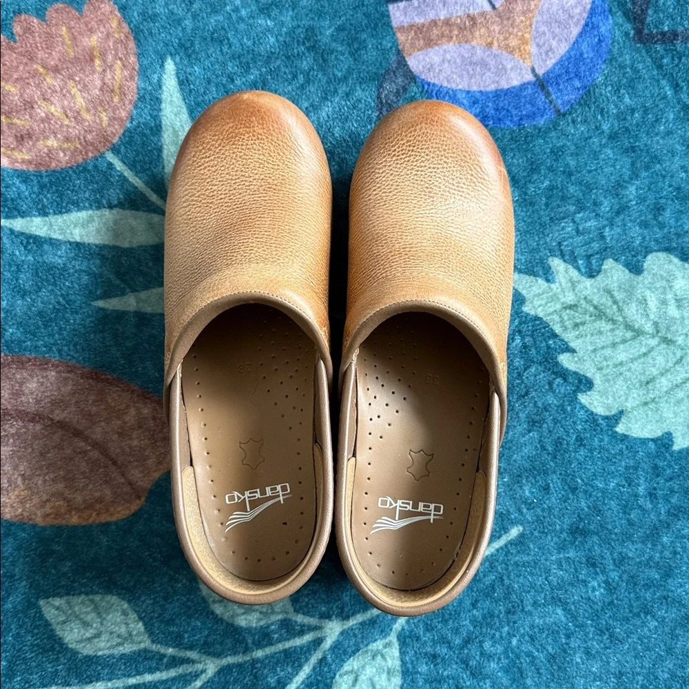 Dansko Professional, 38, Honey Distressed - Picture 5 of 6